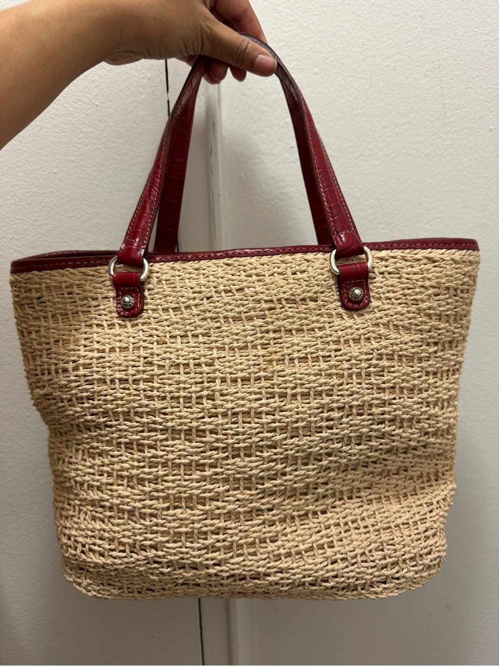 BRIGHTON Beverly Straw Floral Handbag/Tote Deep Red Leather Bag Heart Detail - Picture 6 of 10